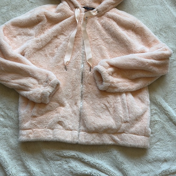 Bebe Y2K Pink Faux Fur Zip Hoodie Embroidered Logo Size Medium - Picture 3 of 6